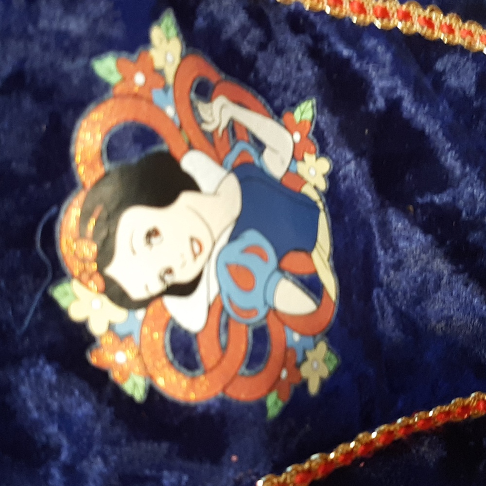 Disney Snow White Kids Costume - Blue, Red, and Yellow And Matching Purse - Picture 3 of 12